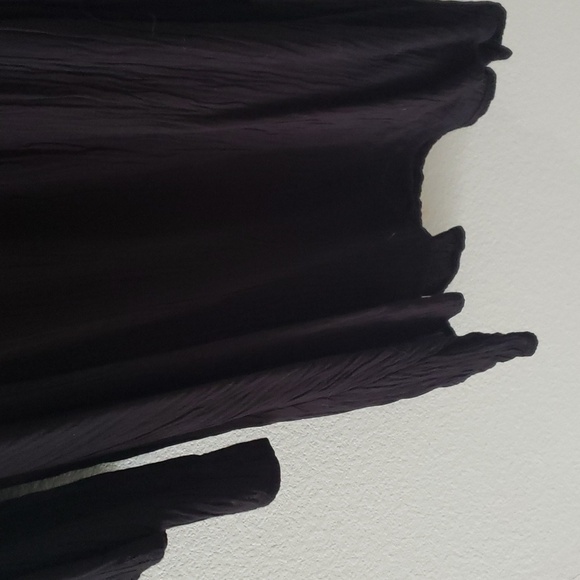 Chicos Black Gauze cold shoulder Tunic - Picture 5 of 6